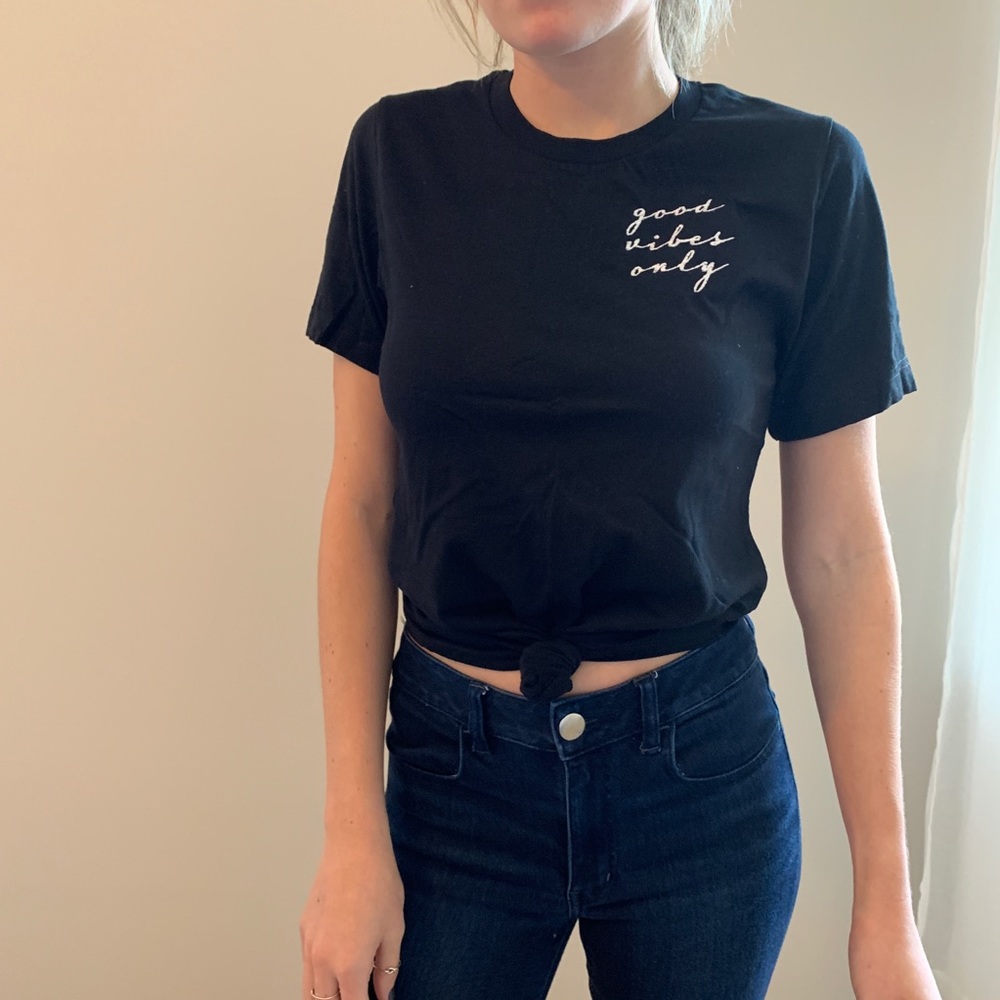 Bella Canvas Good Vibes Only T Shirt Small